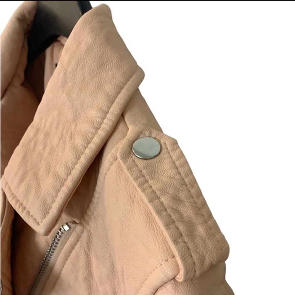 Forever 21 Blush Pink Jacket - Picture 9 of 11